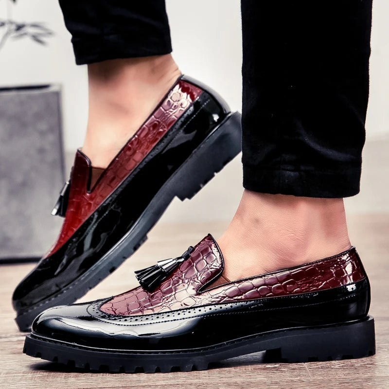 Men's loafers, fashionable low cut breathable formal shoes, comfortable anti slip business wedding party shoes