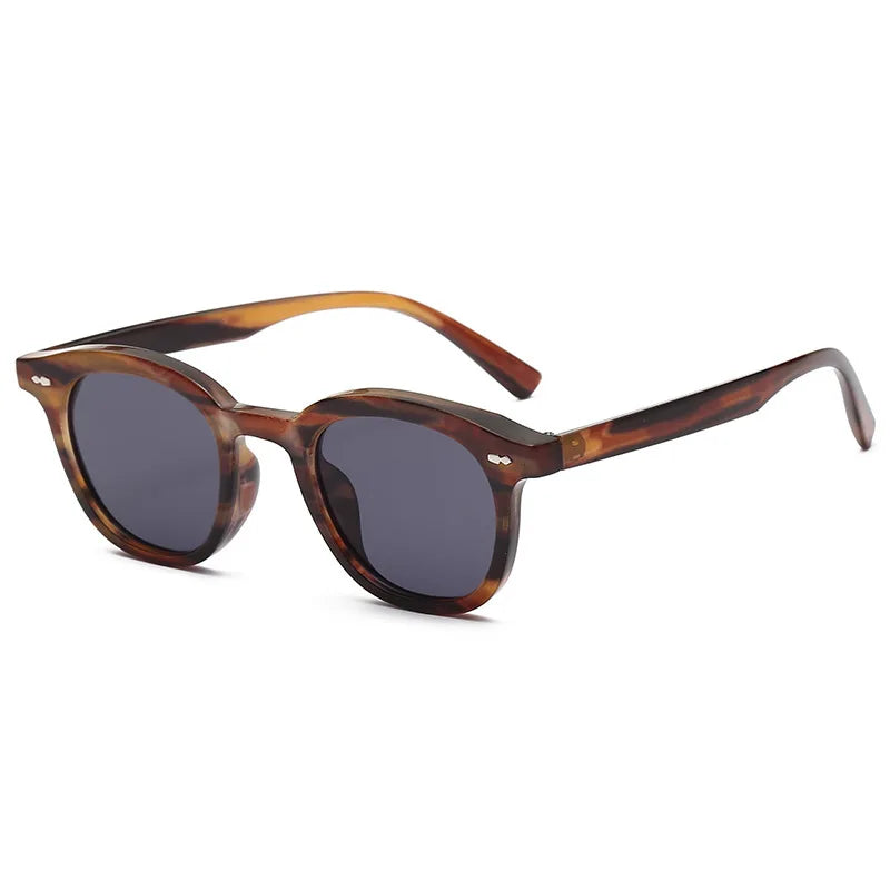 Vintage Fashion Round Sunglasses Women Men 2025 Brand Design Retro Rivet Yellow Blue Lens Square SunGlasses Male Female UV400